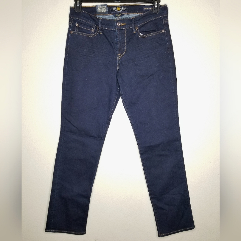 dark blue jeans